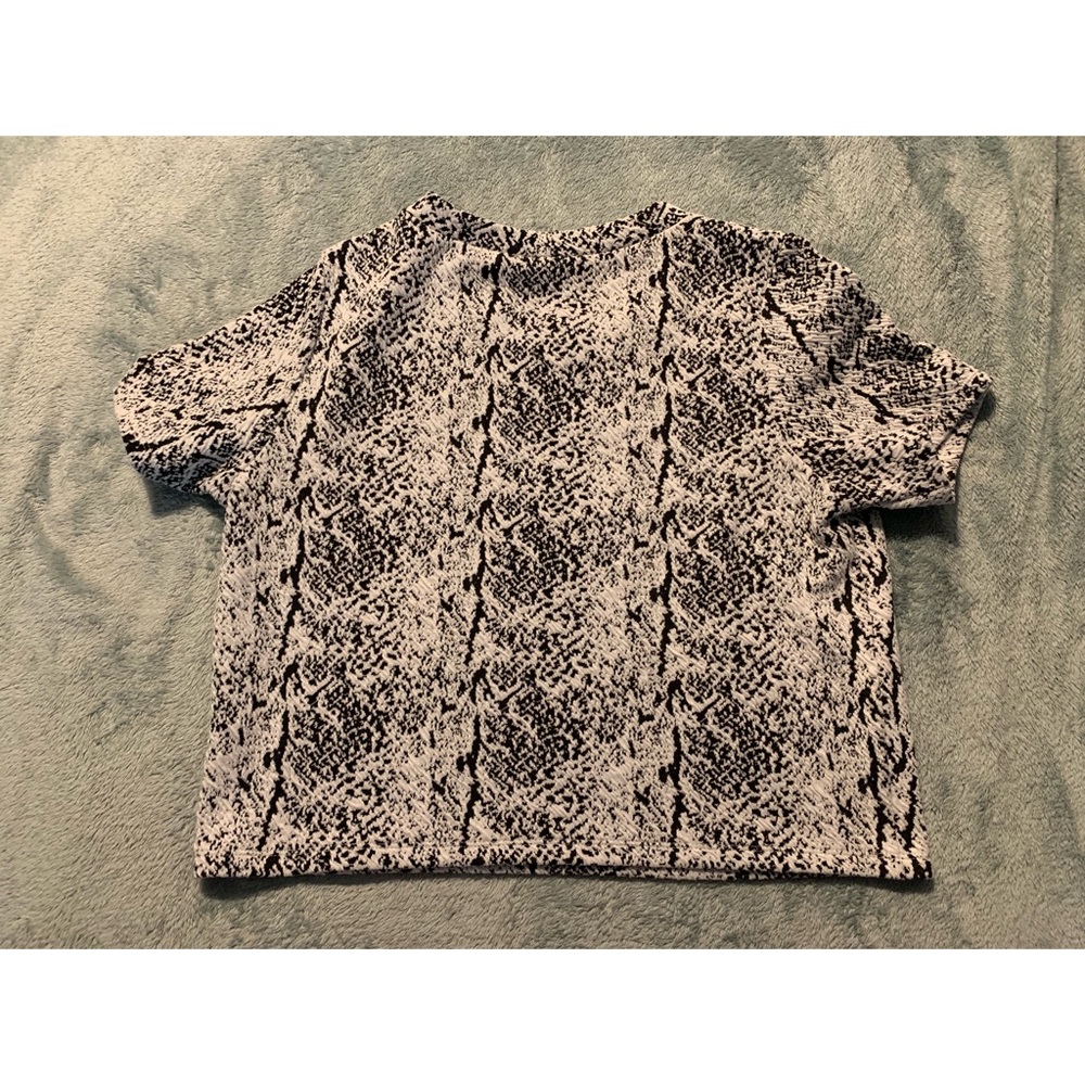 H&M TOP * - Picture 2 of 3